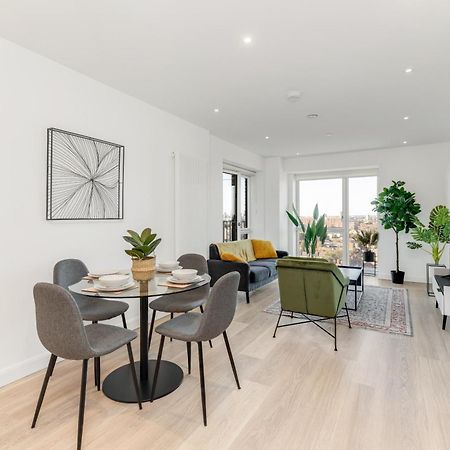 Urban Luxe Retreat Apartment ลอนดอน ภายนอก รูปภาพ