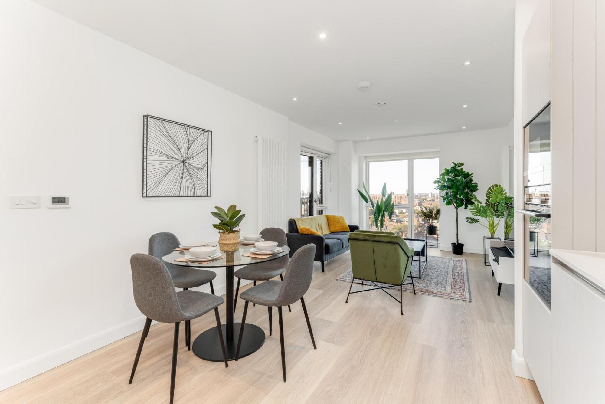 Urban Luxe Retreat Apartment ลอนดอน ภายนอก รูปภาพ