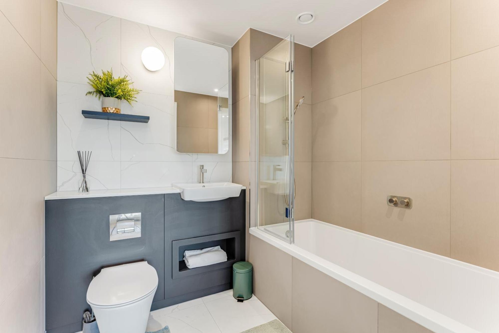 Urban Luxe Retreat Apartment ลอนดอน ภายนอก รูปภาพ
